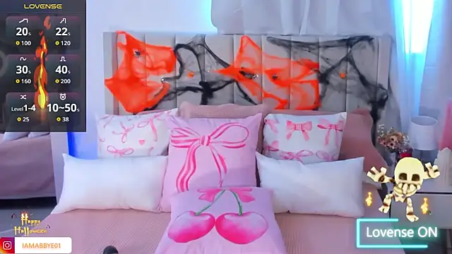 Snapshot of Abbye_blue01 chatting on October 30, 2025, 10:06 pm Abbye blue01 online show from October 30, 2025, 10:06 pm