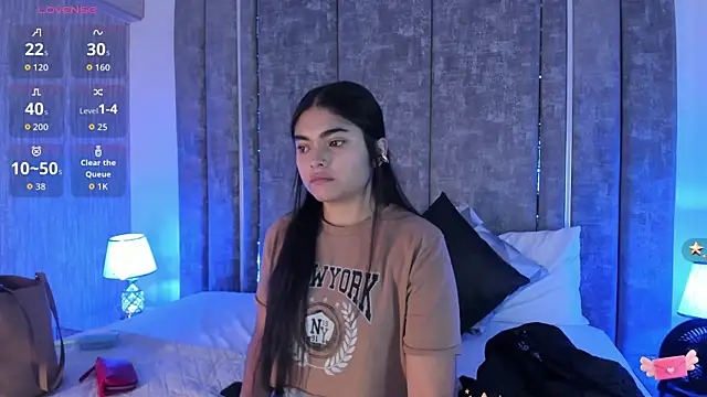 GiselOrtiz online show from October 3, 2025, 10:50 am