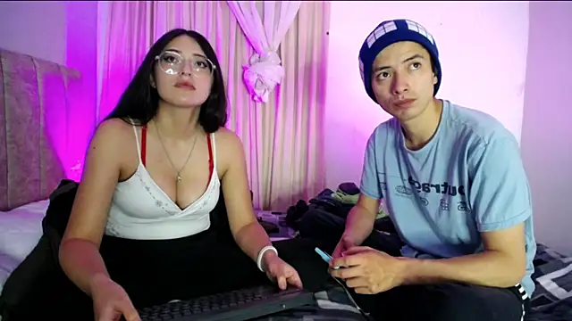 Pinkandyellowpokemon online show from March 17, 2026, 3:09 am