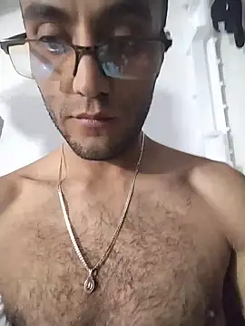 Danielitohot23cm online show from November 25, 2025, 1:50 am