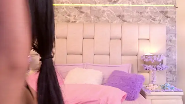 Snapshot of ZendayaGrey chatting on March 20, 2025, 12:08 am ZendayaGrey online show from March 20, 2025, 12:08 am