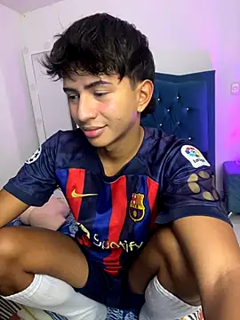 Leonarrrd 01 online show from October 23, 2025, 12:53 am