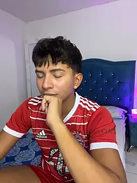 Leonarrrd 01 online show from October 10, 2025, 12:33 am