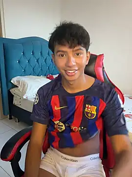 Leonarrrd 01 online show from March 11, 2026, 10:59 pm