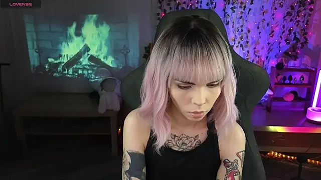 Kerry Kirk online show from April 3, 2026, 9:54 pm