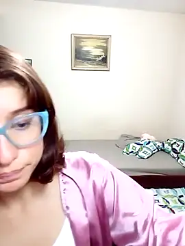 Luna-e-Franco1 online show from February 9, 2025, 3:11 am