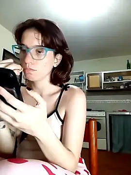 Luna-e-Franco1 online show from February 1, 2025, 12:40 am