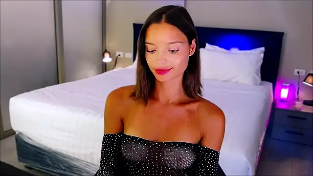 wow Mia online show from February 21, 2025, 8:18 am