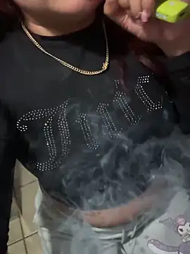 Snapshot of funnynessa69 chatting on November 17, 2025, 3:43 am funnynessa69 online show from November 17, 2025, 3:43 am