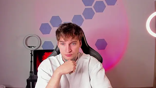 Snapshot of Chris_Tyson chatting on October 18, 2025, 10:34 pm Chris Tyson online show from October 18, 2025, 10:34 pm