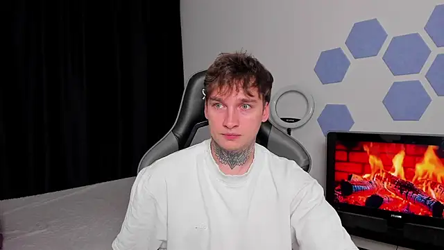 Snapshot of Chris_Tyson chatting on October 9, 2025, 5:57 pm Chris Tyson online show from October 9, 2025, 5:57 pm