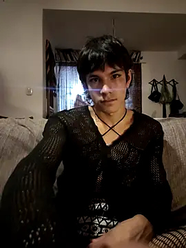 Snapshot of LYZBORNHD chatting on February 9, 2026, 11:14 pm LYZBORNHD online show from February 9, 2026, 11:14 pm