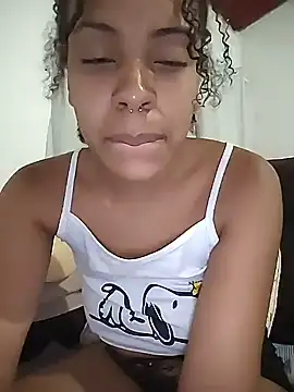 Julia Pretinha online show from November 21, 2025, 1:48 am