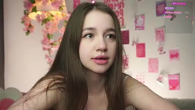 AmiLewis online show from March 4, 2026, 1:02 am