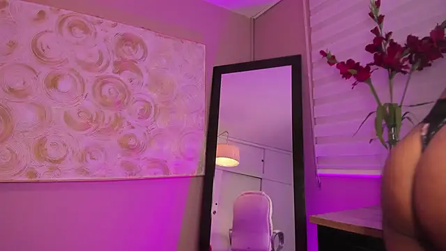 haiiley more online show from February 7, 2025, 6:03 am