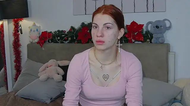 CassKiera online show from December 14, 2025, 5:46 am