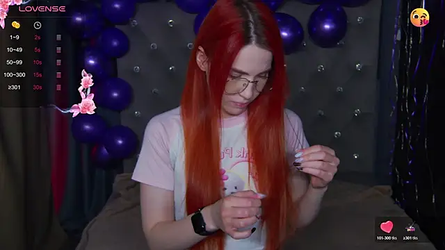 EmilyKents online show from November 15, 2025, 1:31 am