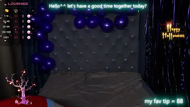 EmilyKents online show from November 2, 2025, 12:59 am