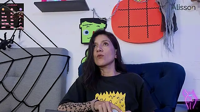 Snapshot of alissonandamy chatting on October 18, 2025, 7:05 pm alissonandamy online show from October 18, 2025, 7:05 pm