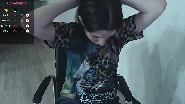 LisaHeart online show from October 27, 2025, 3:46 pm