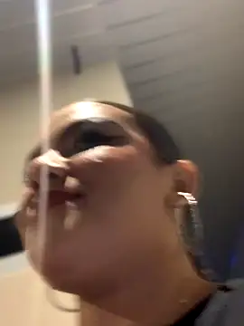 Michellesexxy online show from October 29, 2025, 12:20 am