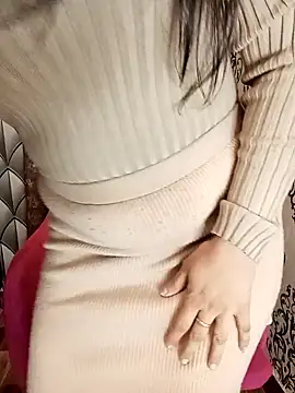 Mishika Gill online show from December 22, 2024, 7:31 pm