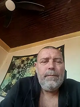 bobosse83 online show from October 5, 2025, 11:56 am