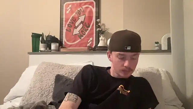 younghungginger online show from January 2, 2025, 12:34 am