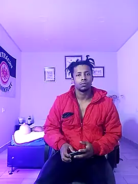 AlejoKhalifa  online show from October 6, 2025, 5:02 pm