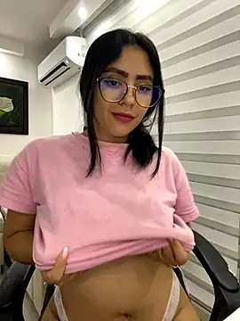 GiiirlPower online show from September 25, 2025, 5:13 am