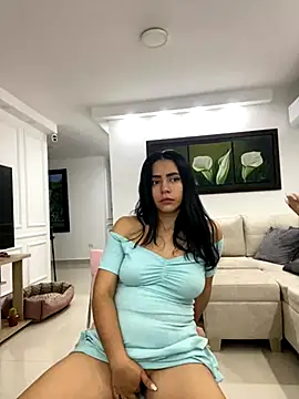 GiiirlPower online show from October 4, 2025, 5:09 am