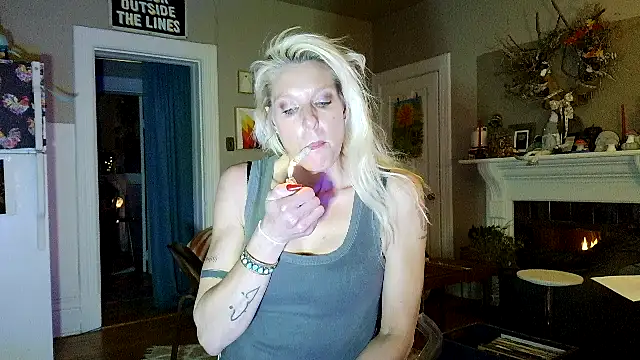 Glamazonx online show from January 9, 2026, 12:50 am