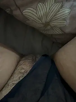 pinkimeryem online show from April 18, 2026, 6:38 am