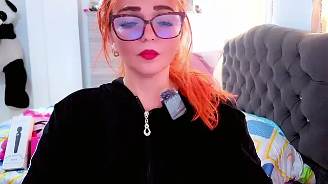 Alexatexa2929 online show from November 19, 2025, 8:42 pm