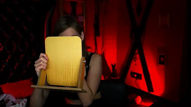 Snapshot of EllaHorton chatting on November 23, 2025, 12:48 pm EllaHorton online show from November 23, 2025, 12:48 pm