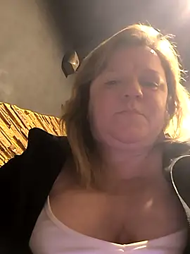 jusichka online show from March 1, 2026, 7:03 pm