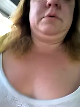 jusichka online show from March 26, 2026, 6:22 am