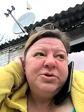 Snapshot of jusichka chatting on April 23, 2026, 7:04 am jusichka online show from April 23, 2026, 7:04 am