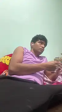 yObal-hot online show from November 6, 2025, 5:17 pm