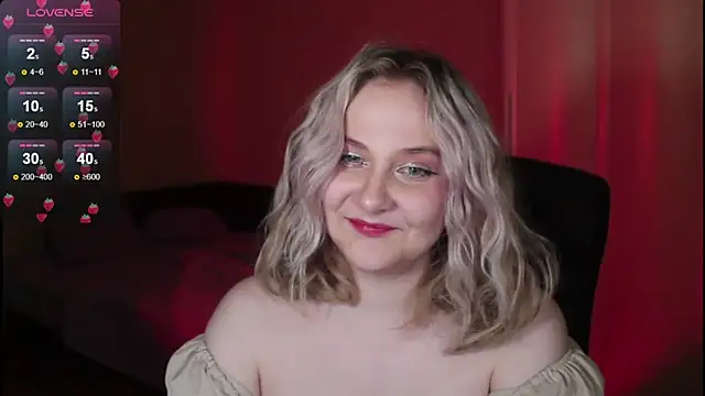 Snapshot of sensual_girrrl chatting on October 5, 2025, 8:43 pm sensual girrrl online show from October 5, 2025, 8:43 pm