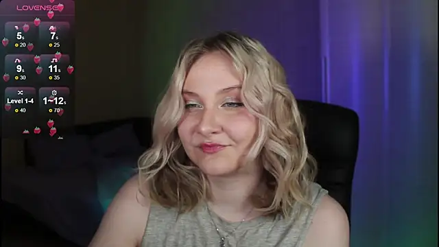 Snapshot of sensual_girrrl chatting on September 24, 2025, 7:53 pm sensual girrrl online show from September 24, 2025, 7:53 pm