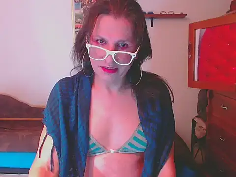 LorenJade online show from March 21, 2026, 7:53 am