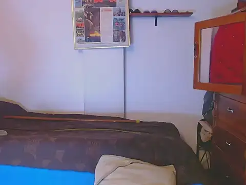 LorenJade online show from February 15, 2026, 9:52 am