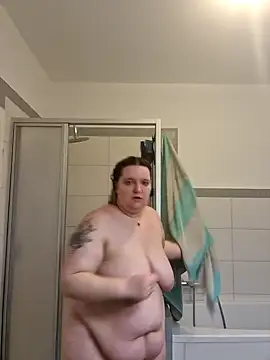 Curvy Lucy online show from January 25, 2025, 4:24 pm