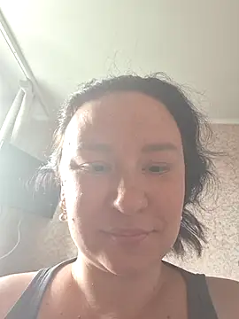 Snapshot of AlexaLexie chatting on July 6, 2026, 8:43 am AlexaLexie online show from July 6, 2026, 8:43 am