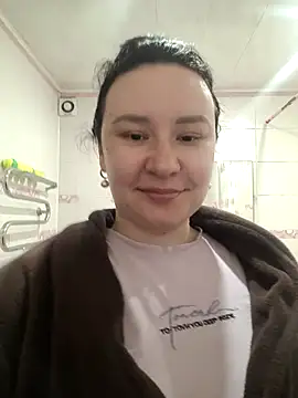 AlexaLexie online show from November 4, 2025, 11:36 am