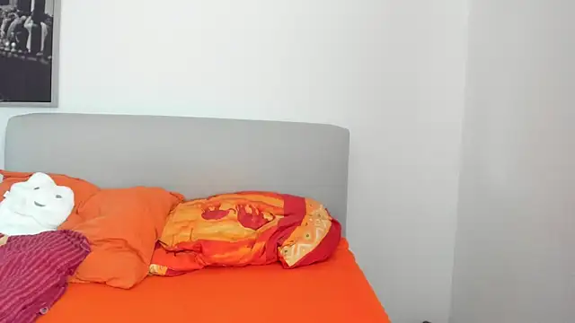 smileybabe online show from October 13, 2025, 10:06 am