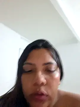 CanelitaPasion online show from October 31, 2025, 11:11 pm