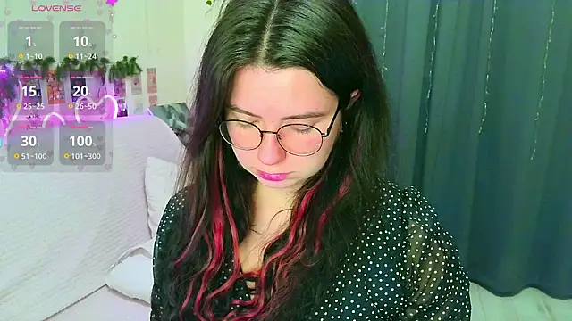 Snapshot of ss-katekisa-ss chatting on February 9, 2026, 10:52 pm ss-katekisa-ss online show from February 9, 2026, 10:52 pm