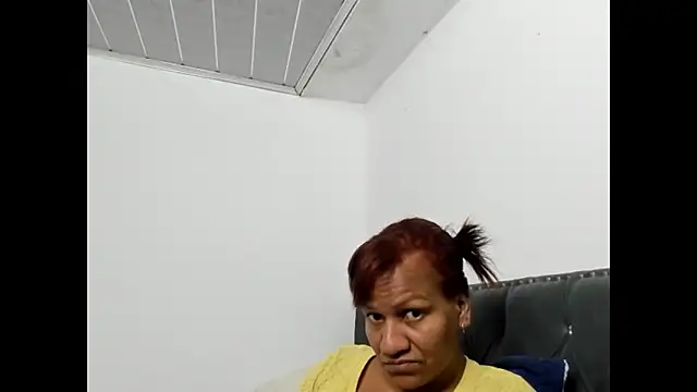 Snapshot of Laflaka22 chatting on March 20, 2025, 12:30 am Laflaka22 online show from March 20, 2025, 12:30 am